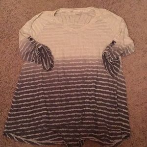 Grey to white ombré half sleeve shirt